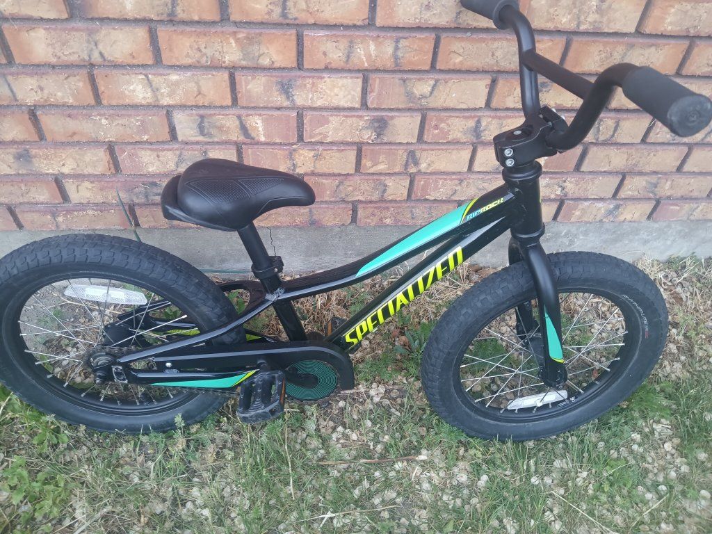 Specialized Riprock 16"  Kids Bike