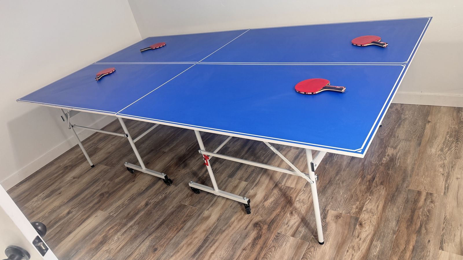 Ping Pong Table with 4 Ping Pong Paddles Set