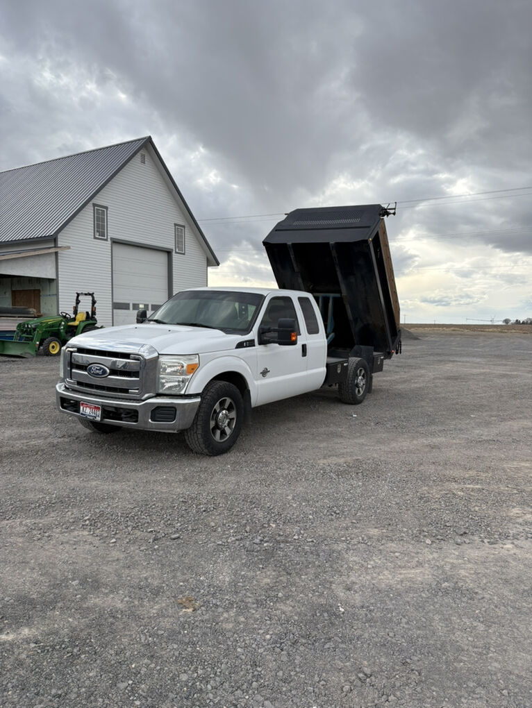 2011 FORD F250 SUPER DUTY XL