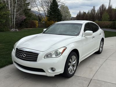 2011 INFINITI M37 Base