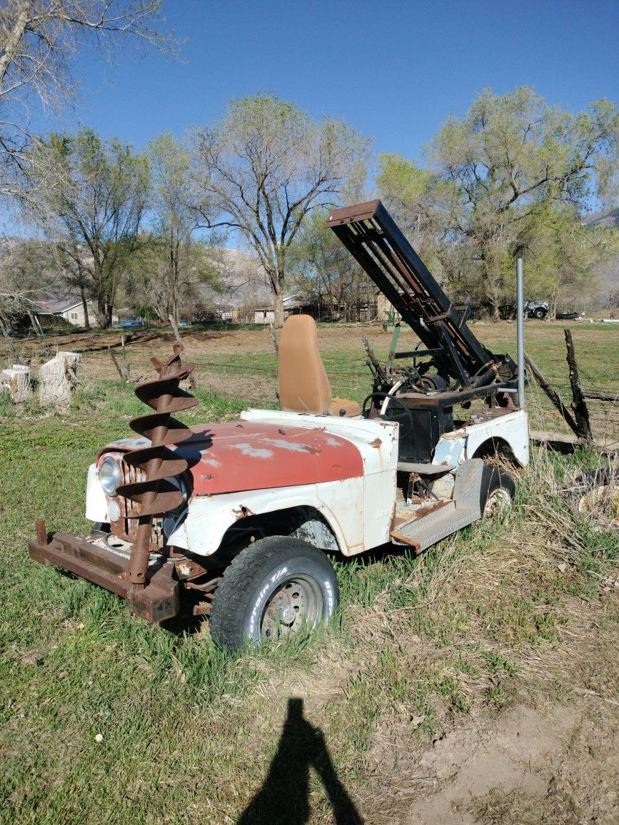 1978 Jeep CJ5 with post hole digger