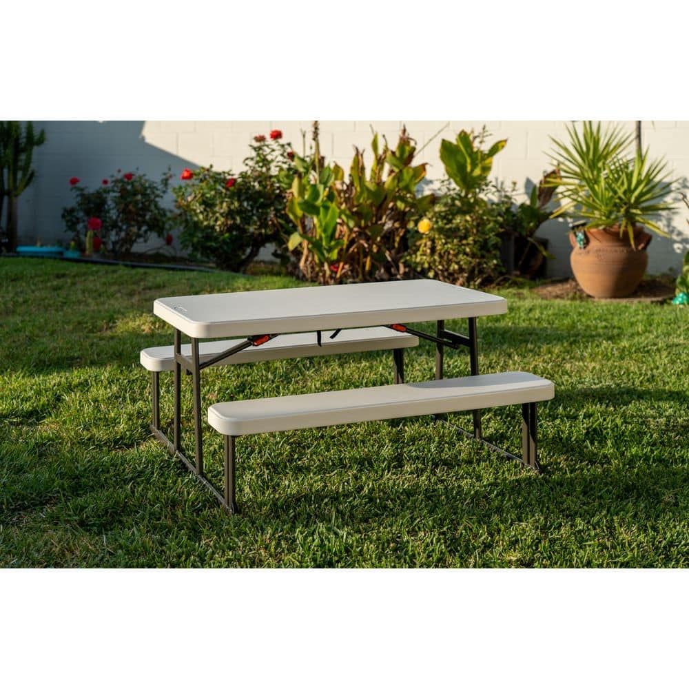 Kids Folding Picnic Table, Seats 4