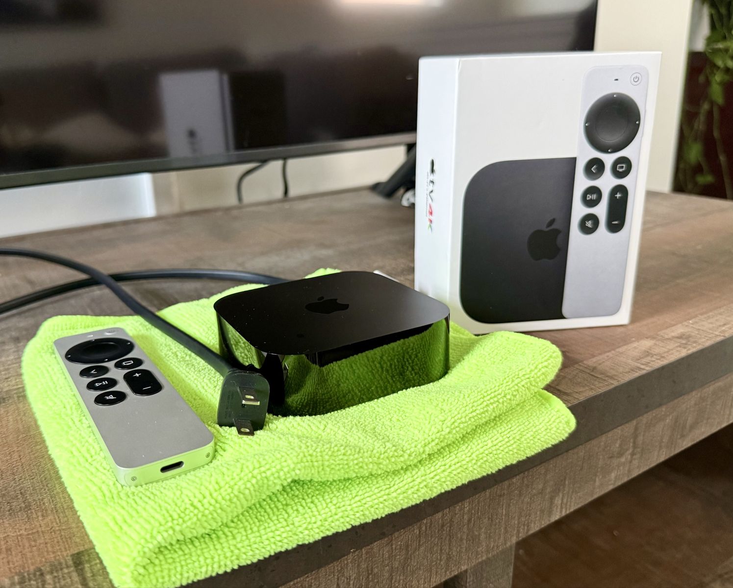 Apple TV 4K 3rd Gen 128GB Wi-Fi + Ethernet - Siri Remote- Original Box, Like New, Minimal Use