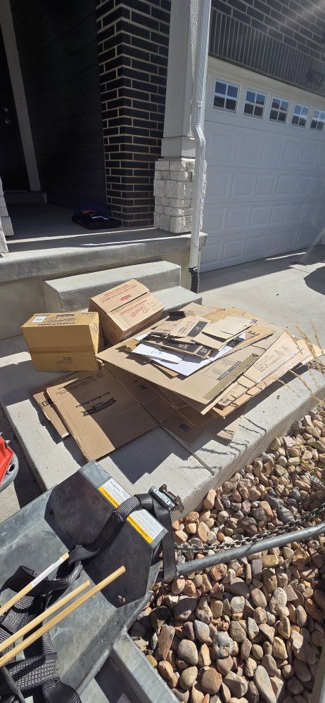 free boxes first come must take all