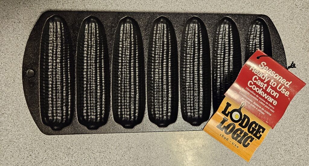 Lodge Cast Iron Cornstick Cornbread Muffin Pan - 27C2 - 7 Impression