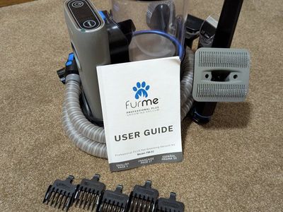 Pet Grooming Vacuum Kit