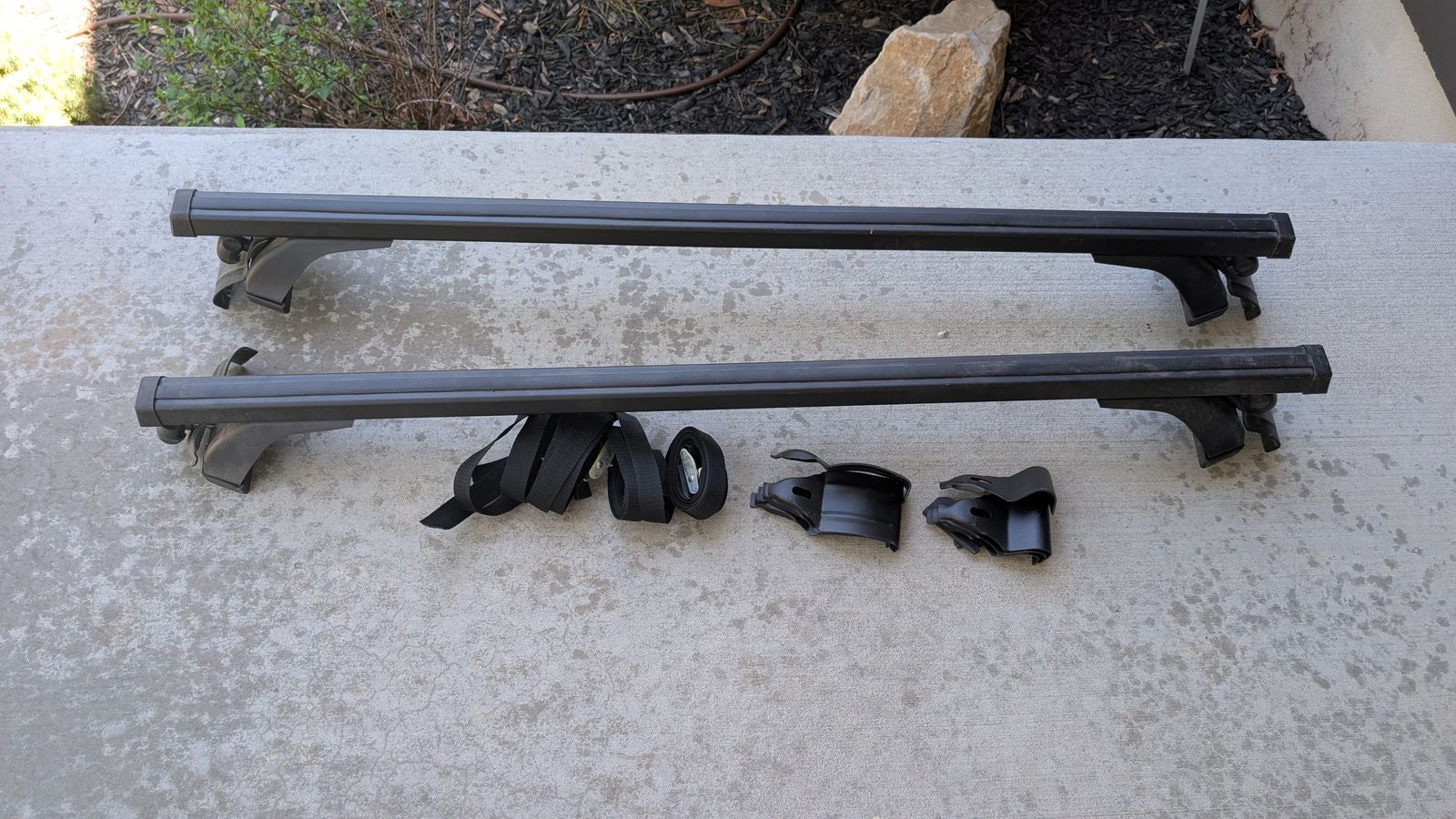 Universal Vehicle Roof Rack