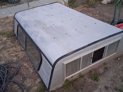 Camper shell