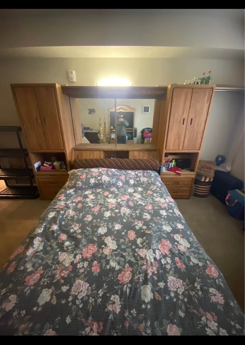 Queen Bed frame Set (lots of storage space)