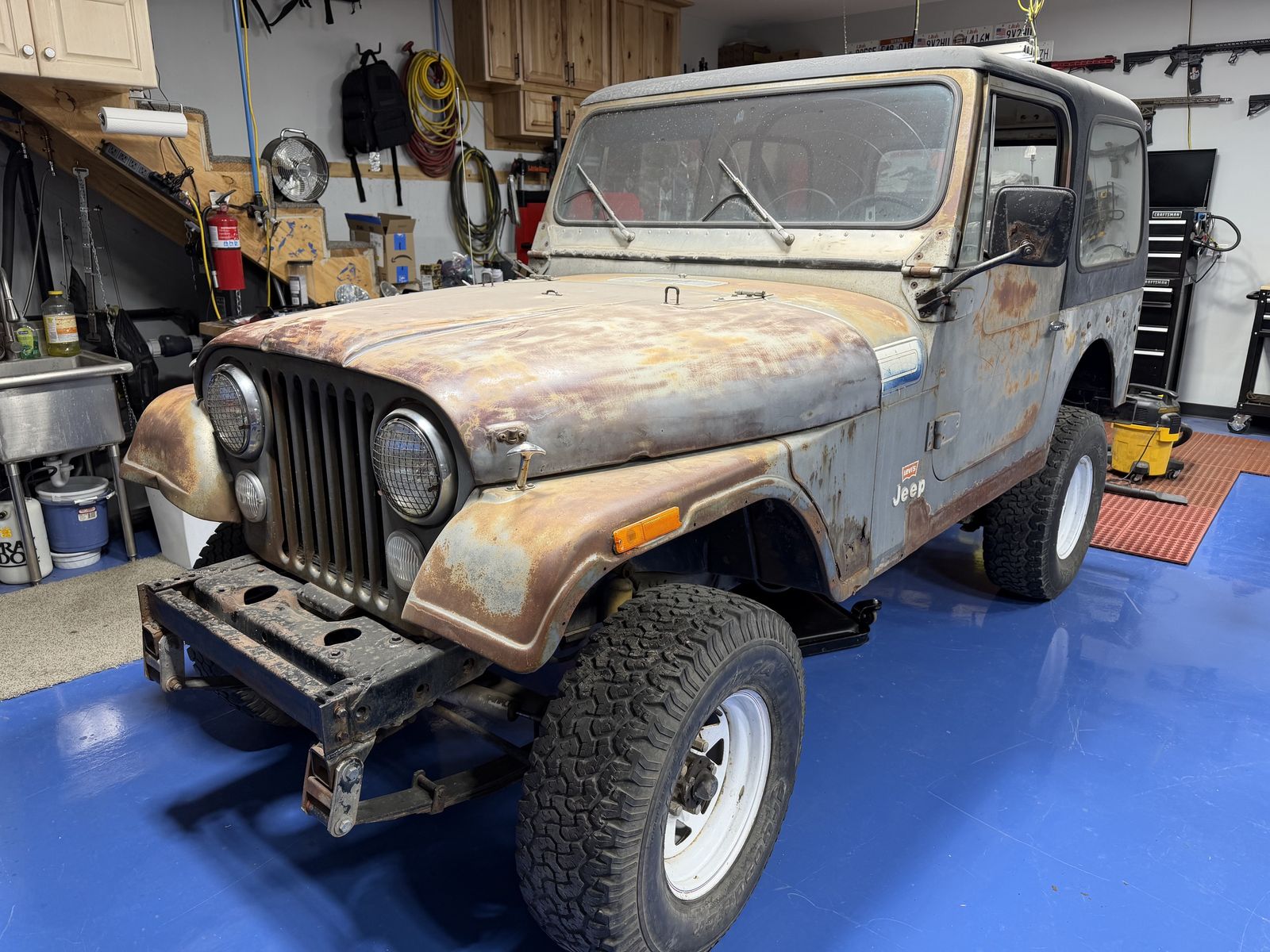 1976 Jeep CJ7 Levi’s Renegade Edition – Rare Quadratrac / Dana 44 / Auto