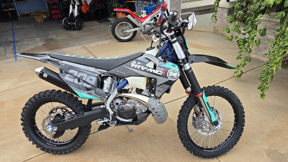 2023 Husqvarna TE300