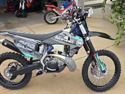 2023 Husqvarna TE300