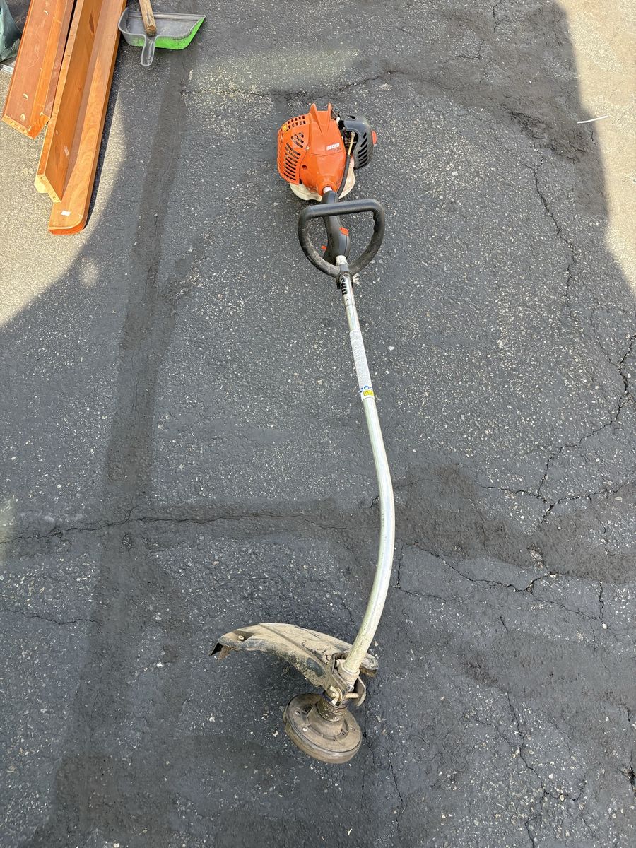 Echo GT-225 Gas String Trimmer Weedeater