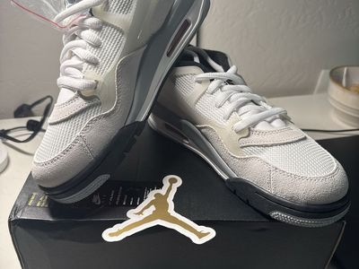 Nike Air Jordan 4 RM White Black Infrared 23 Size 6Y/7W