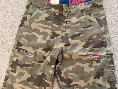 Levi's Youth Size 14 Camo Cargo Shorts with Adjustable Waist