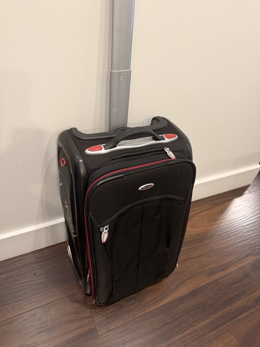 Tumi T3 Suitcase Transporter Ducati Black Red Whee