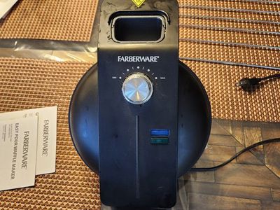 Faberware Easy Pour Waffle Maker