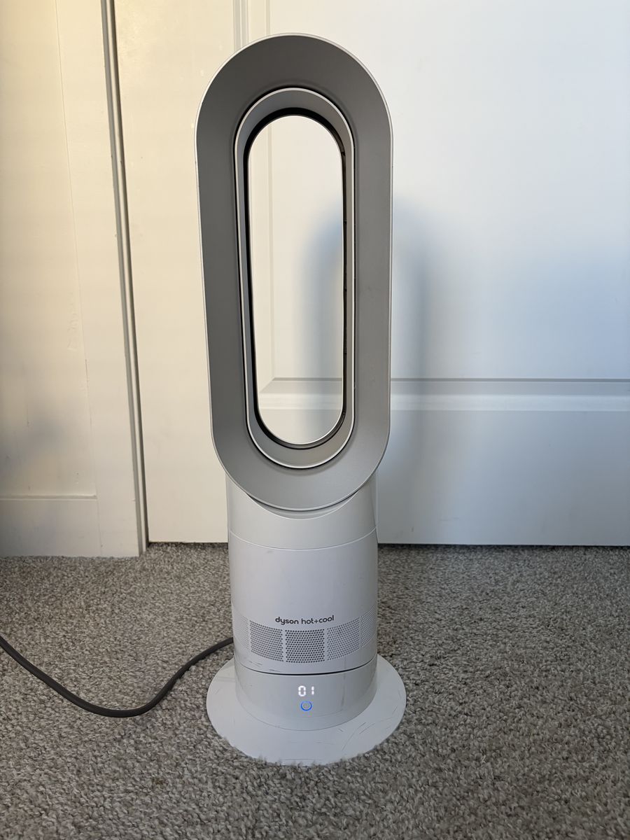 Dyson AM09 Hot + Cool Heater & Fan
