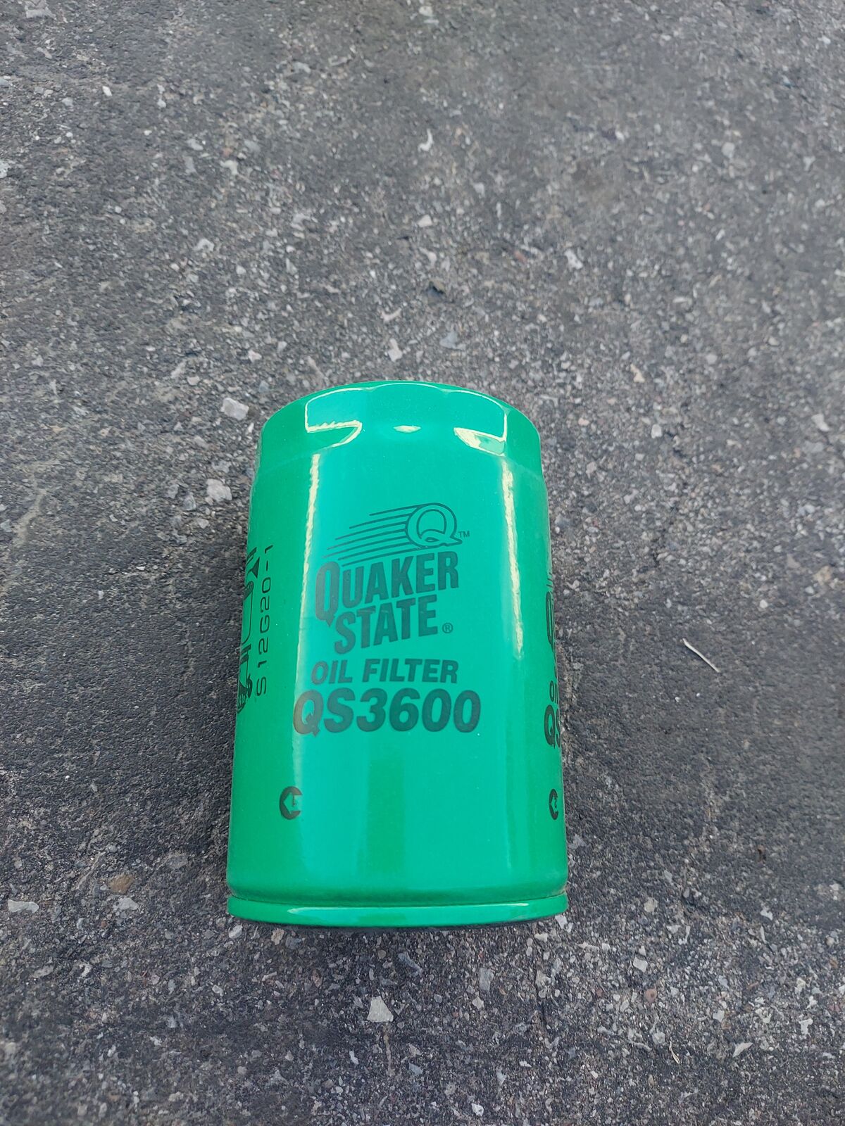 Box of 7 Pack Quaker state oil filter qs3600