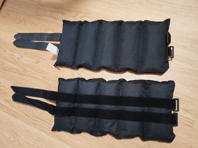 15 lb adjustable leg weights