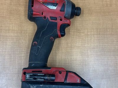 Milwaukee M18 FUEL 18V Lithium Ion Drill XC8.0