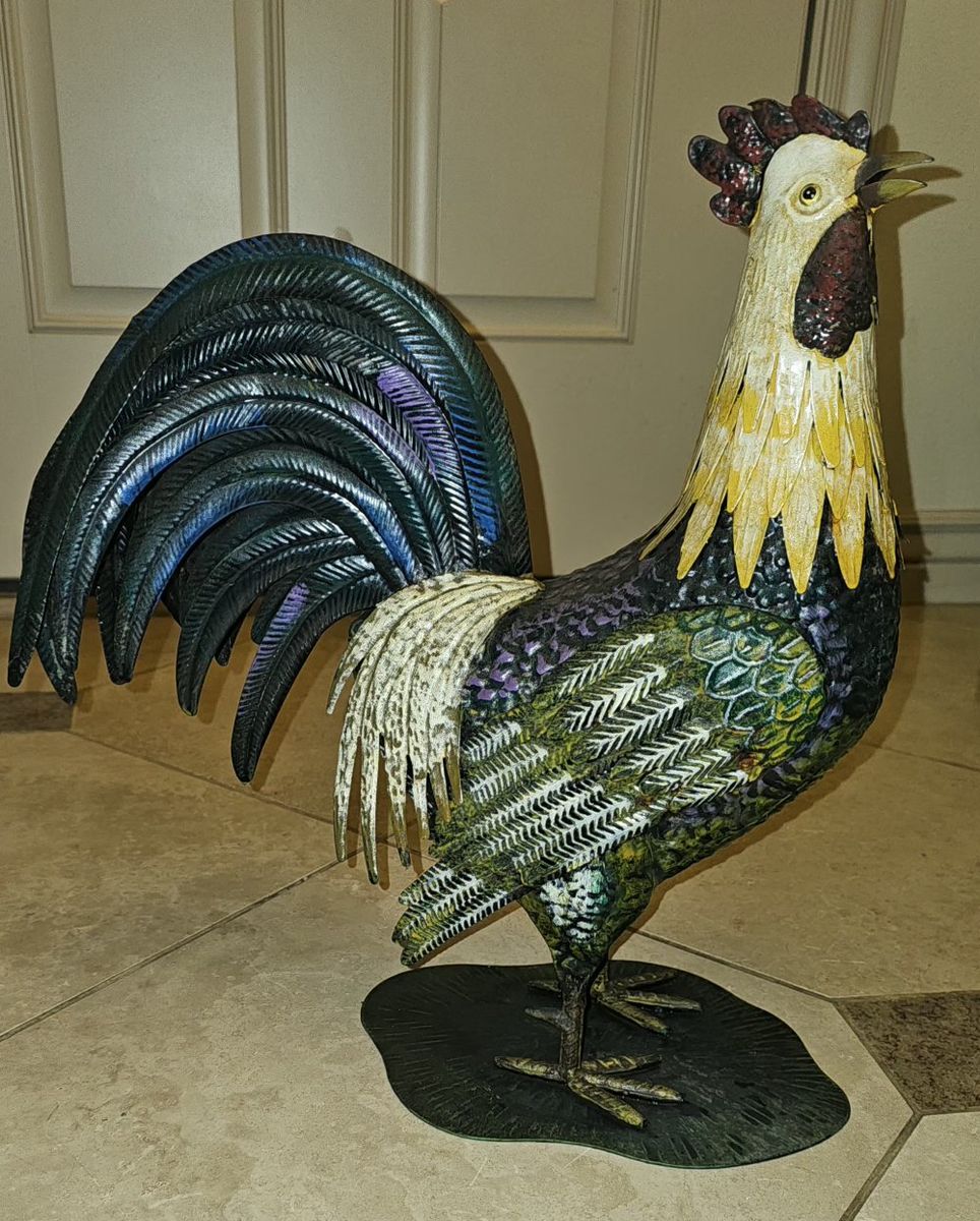 Metal Rooster 18"×17" Garden Statue