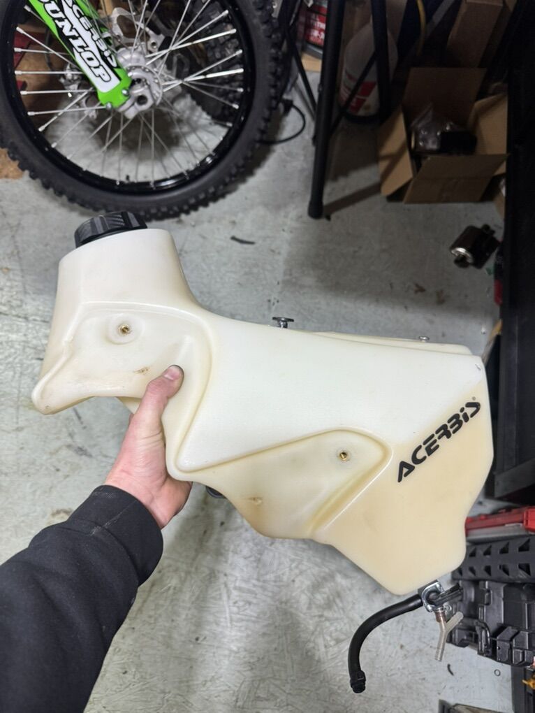 Acerbis 3.2 Gallon Gas Tank