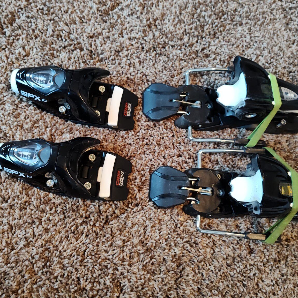Look SPX10 ski bindings grip walk