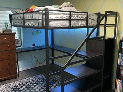 Full Size Loft Bedframe With Desk