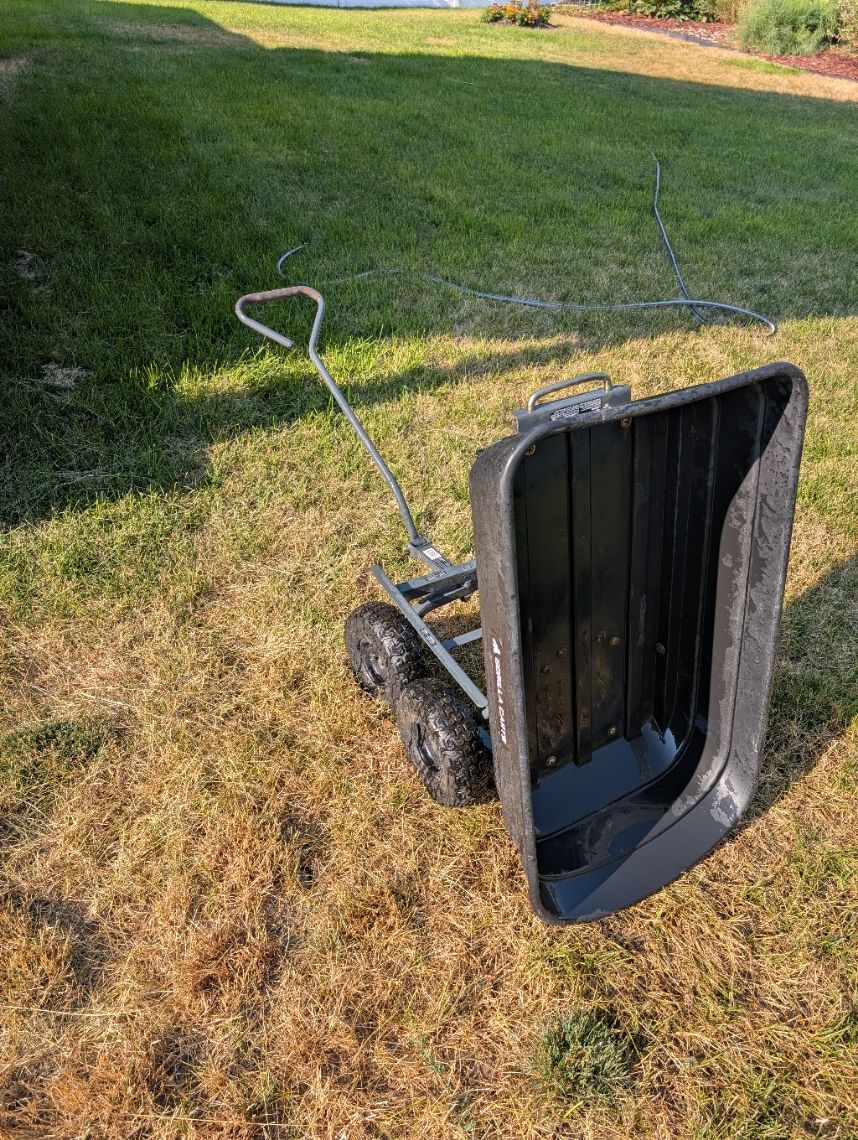 Gorilla Carts Heavy Duty Poly Dump Cart with Pneumatic Tires