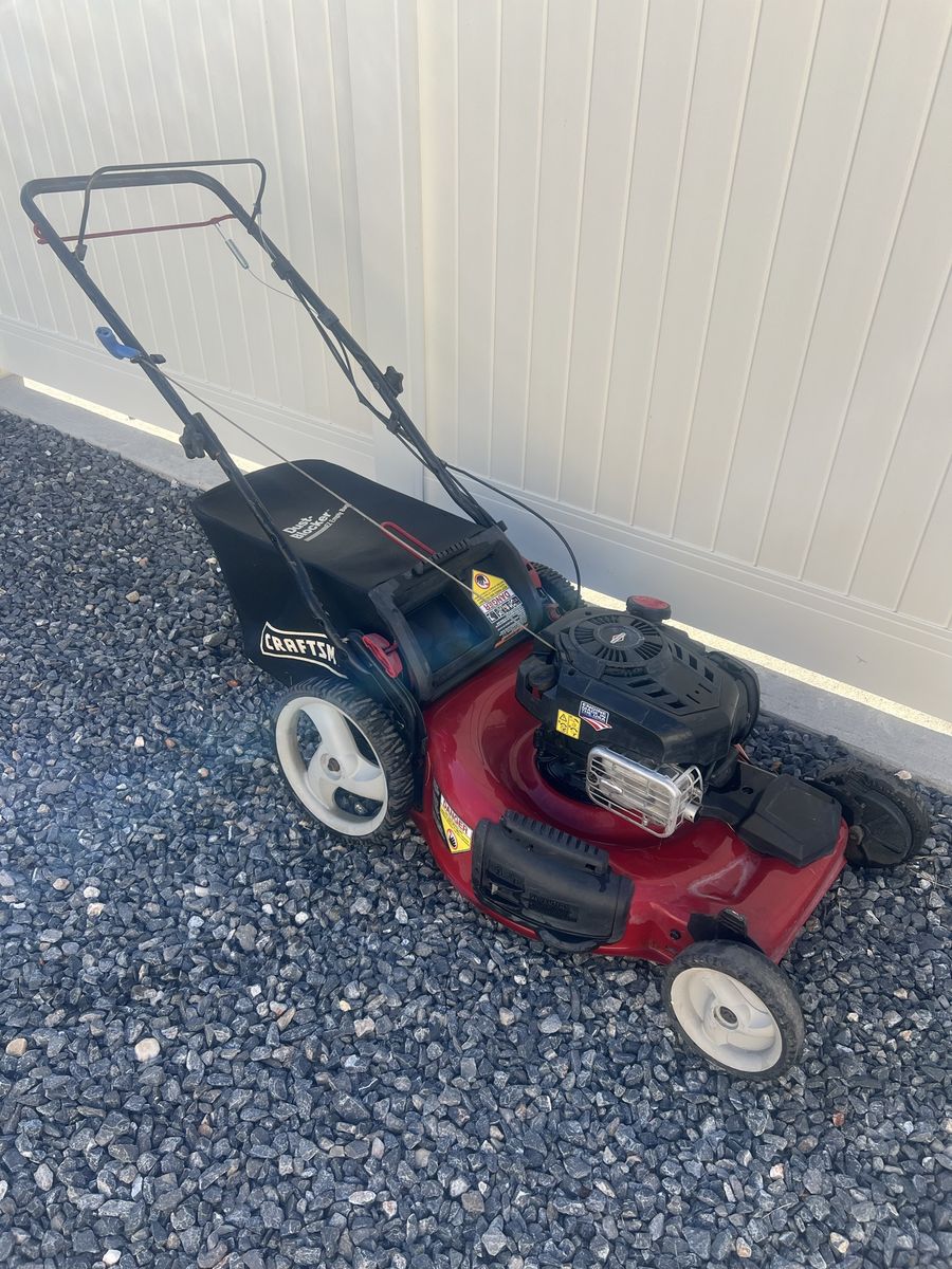 Self propelled craftsman lawn mower