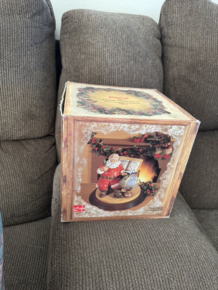 Coca Cola Santa Figurine