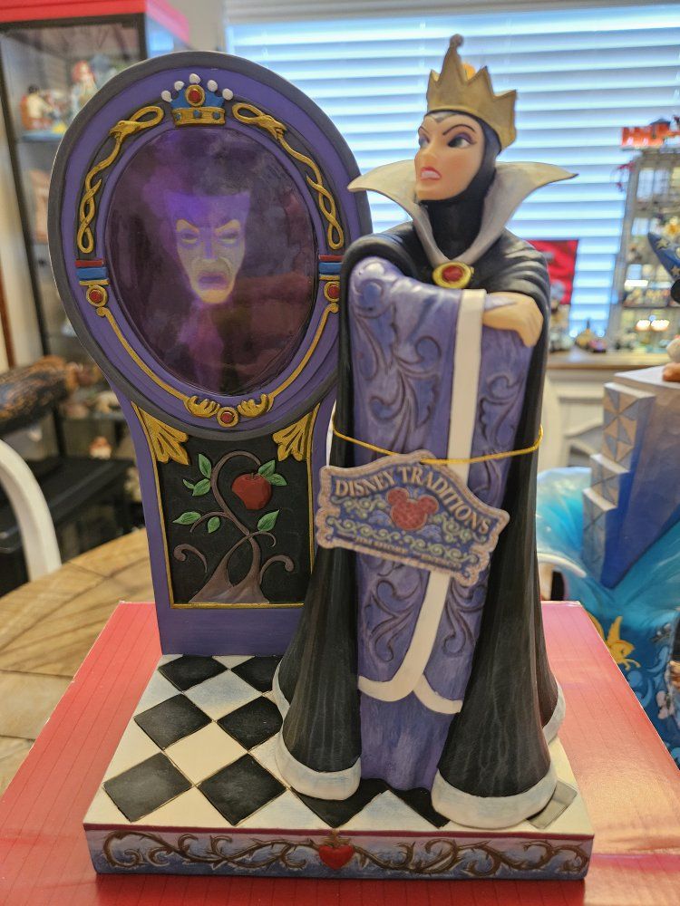 Disney Traditions Jim Shore Evil Queen & Magic Mirror Figurine 6013067 - Snow White Showcase