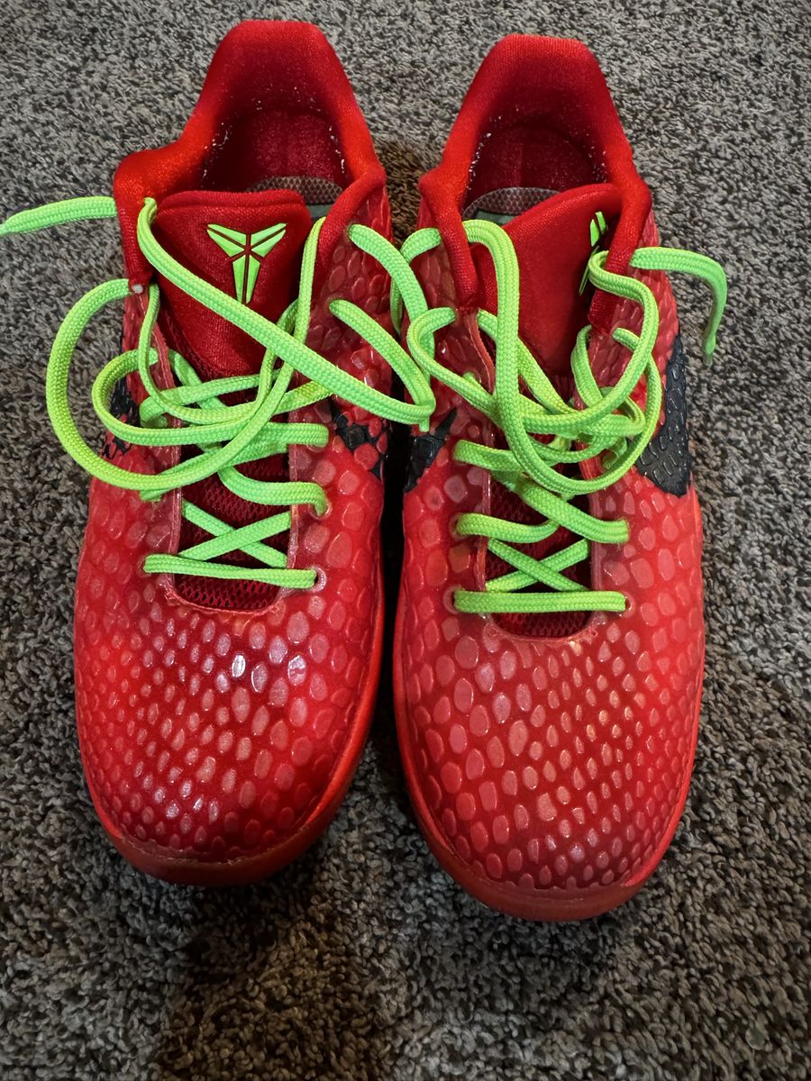 Reverse Grinch shoes