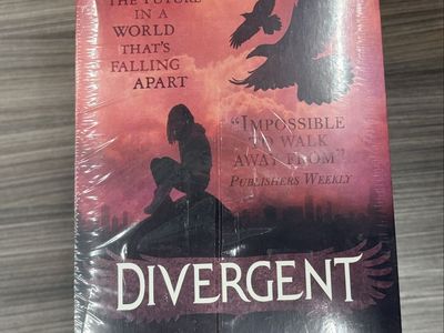Divergent Set of 4 Books