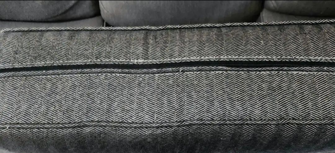 Main image 3