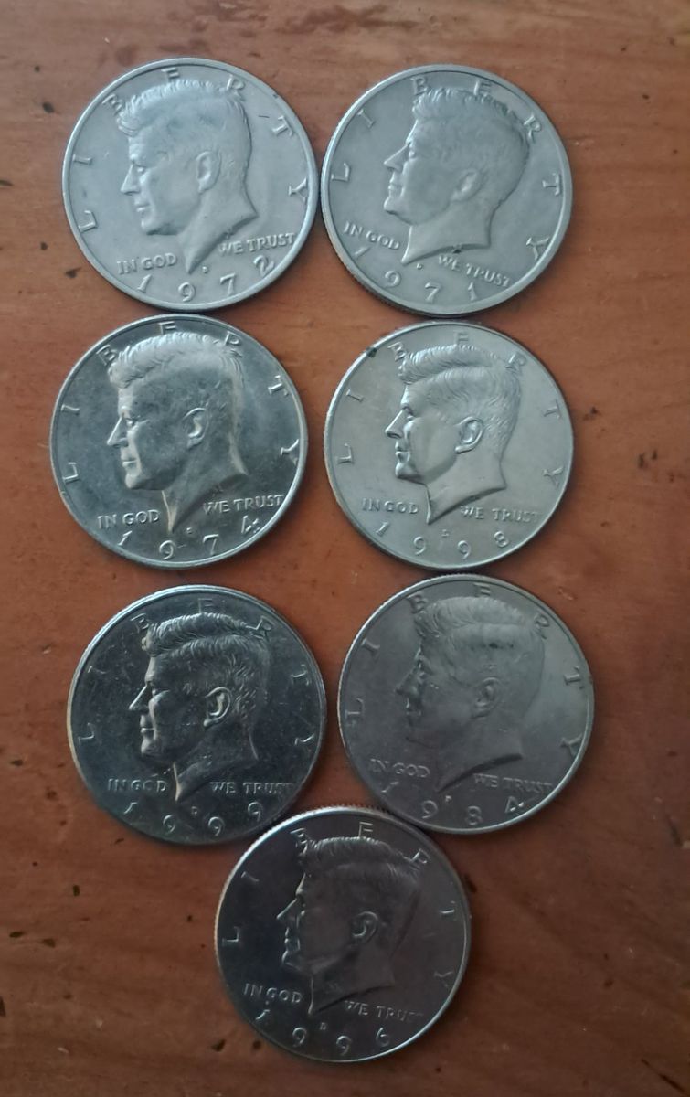 Kennedy Half Dollars - Collectible US Coins (7 Coins Total)