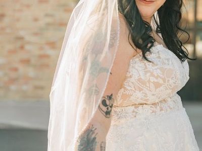 Lace-A-Line wedding dress with veil