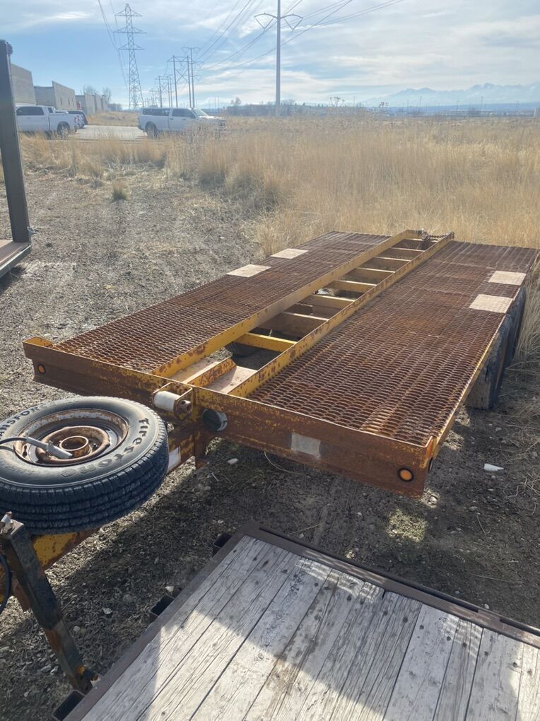 Snowcat Tilt Deck Snowcat Trailer Snow Cat Thiokol