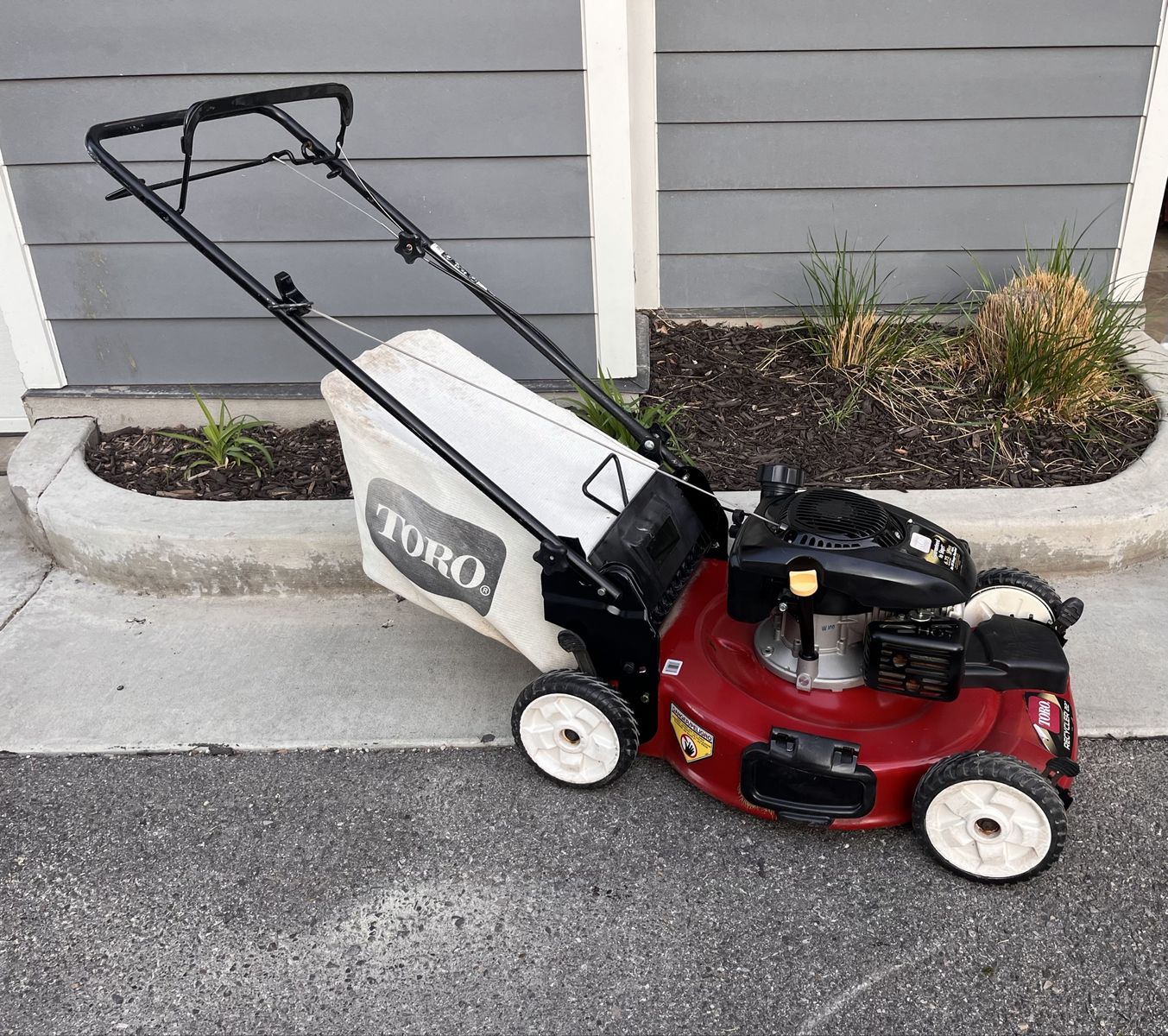 Toro Recycler Self Propelled Lawn Mower