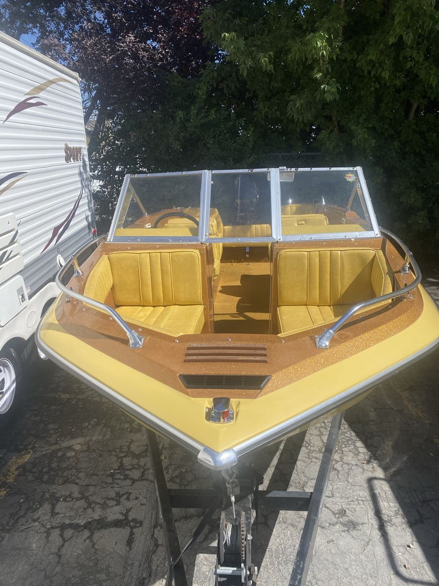 1979  Glastron Boat