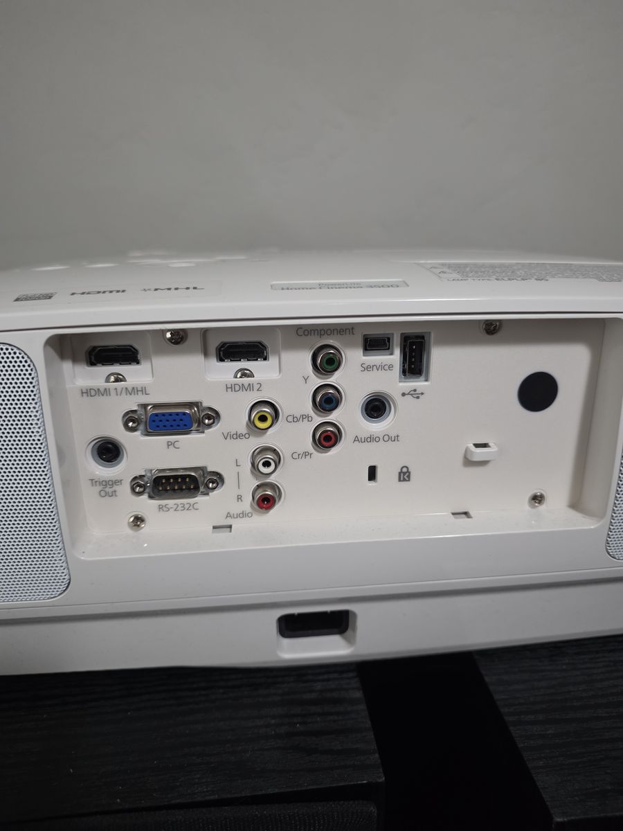 Main image 4