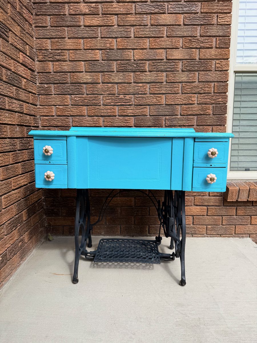 Vintage Treadle Sewing Machine Table | Cast Iron Base | Farmhouse | Turquoise