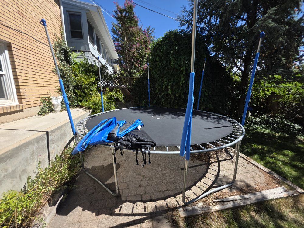 14' Trampoline with Safety Net