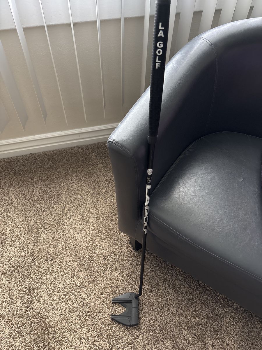 LA Golf Malibu putter 35”  iSmooth delivery and feels nice off the clubface.  This has been a great putter for distance control.