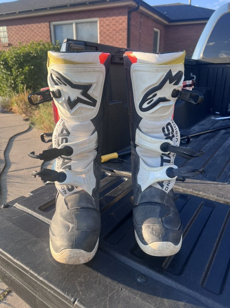 Alpinestars Tech 3s Size 12