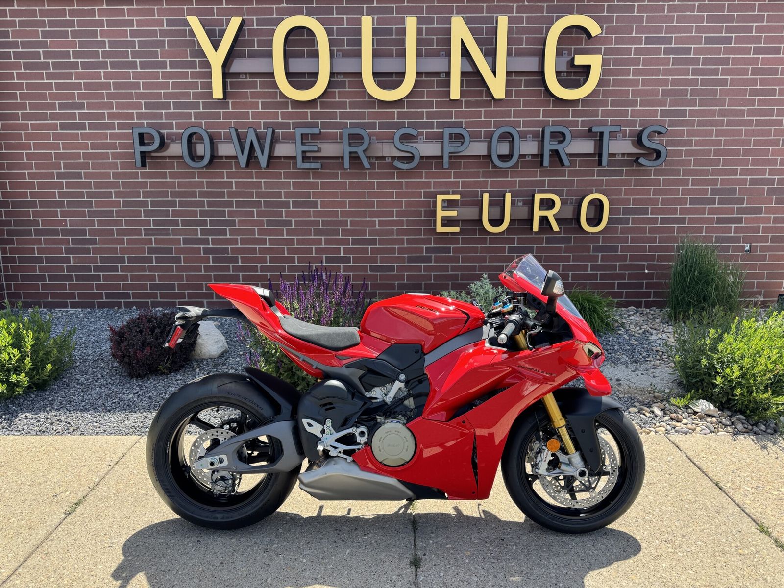 2026 Ducati Panigale V4