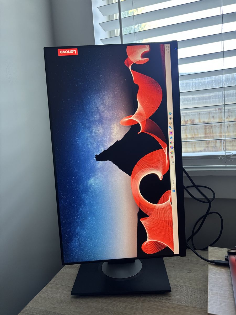 Main image 4