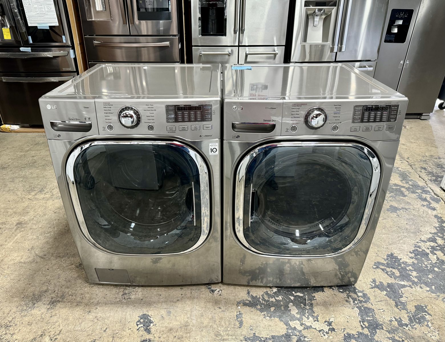 LG WASHER AND DRYER SET