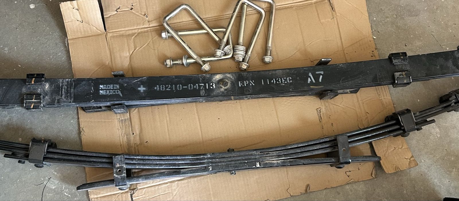 OEM Toyota Tacoma Rear Leaf Springs Pair with U-Bolts Part 48210-04713